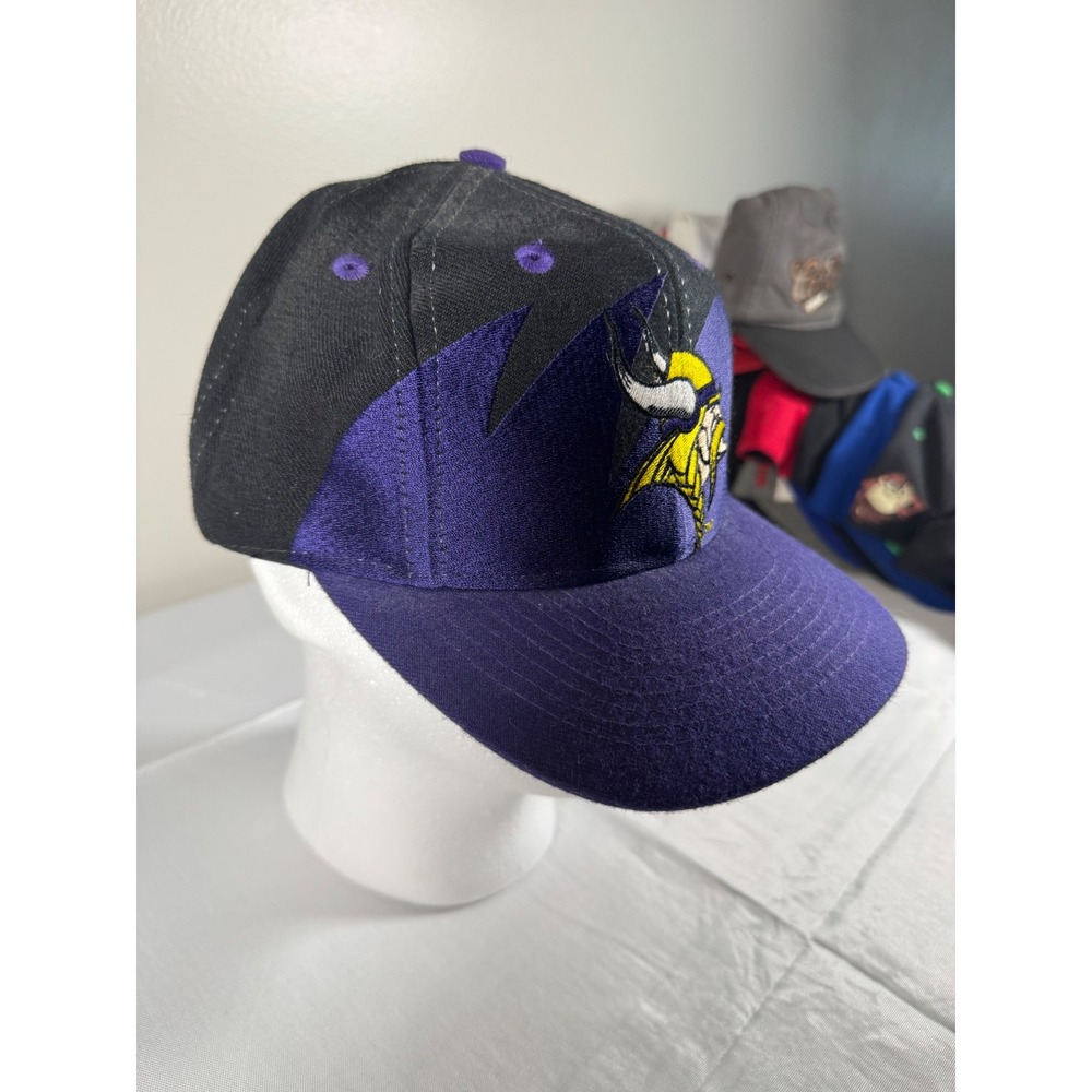 Vintage 90s Minnesota Vikings Logo Athletic Shark Tooth Black Dome Hat NFL